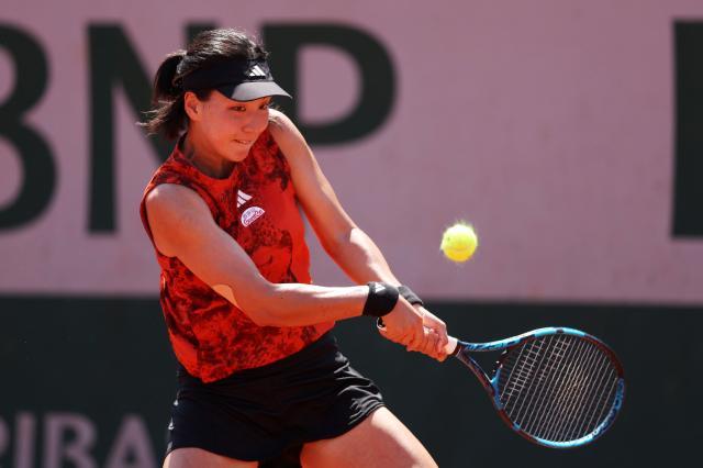 皇冠体育登录-中国金花法网独苗竟然是她！王欣瑜首进大满贯32强